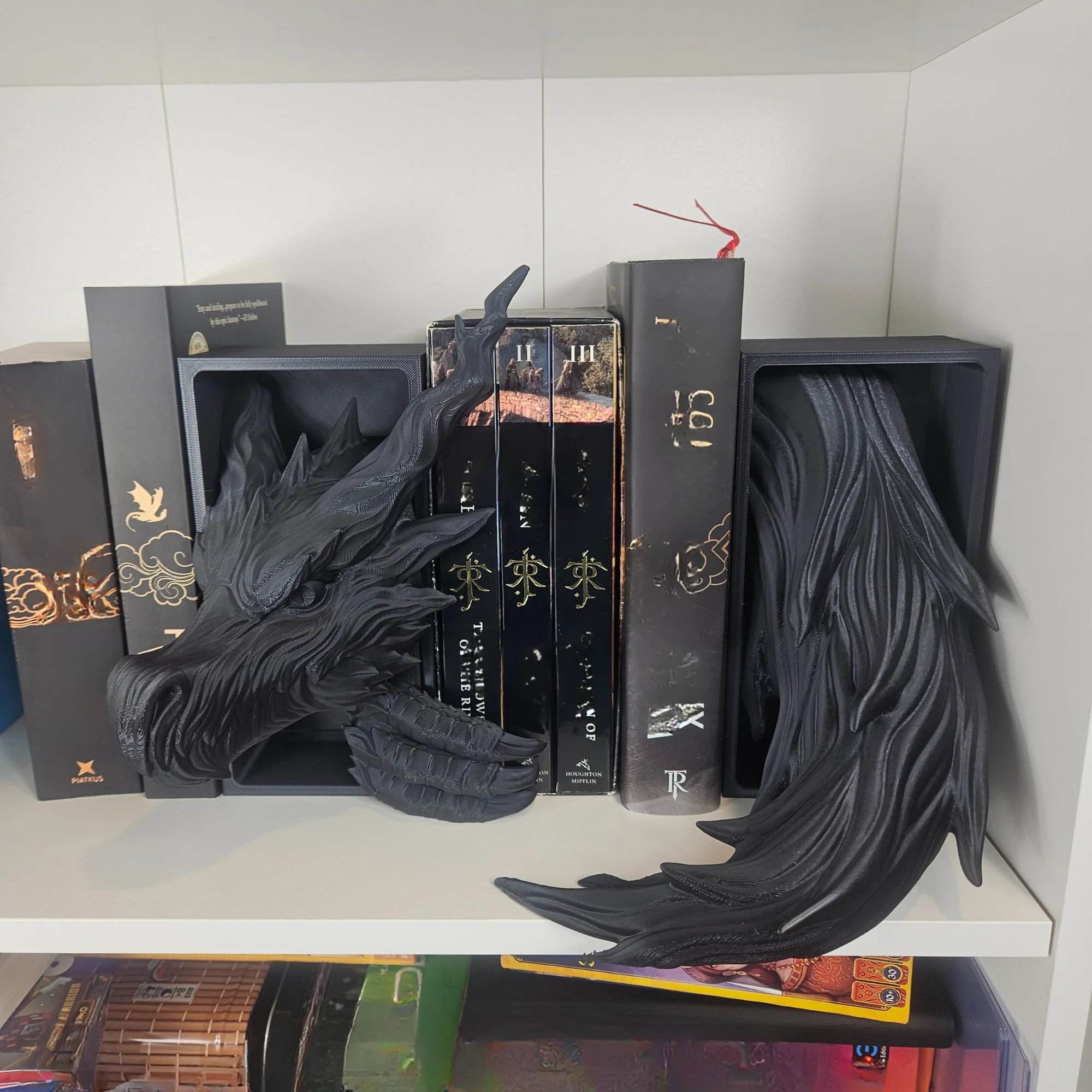 Shadow Dragon - Head and Tail Book End - Image 4