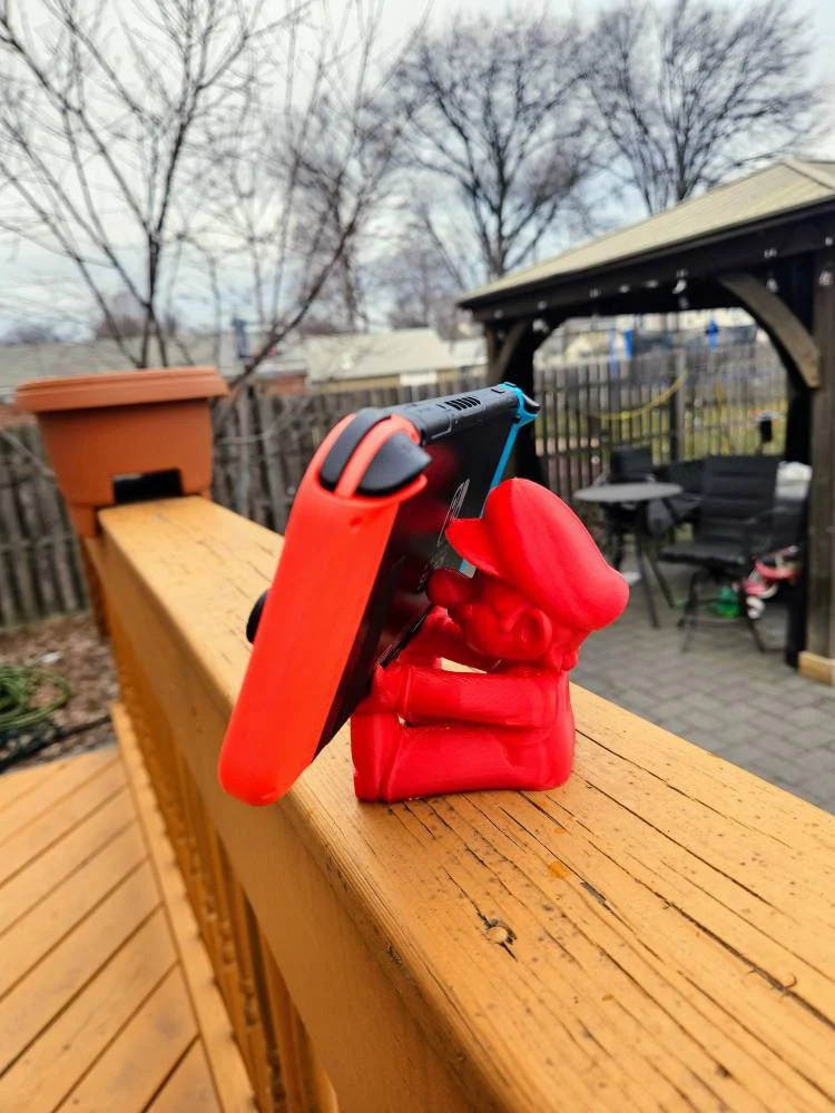 Super Mario Phone Stand - Image 7